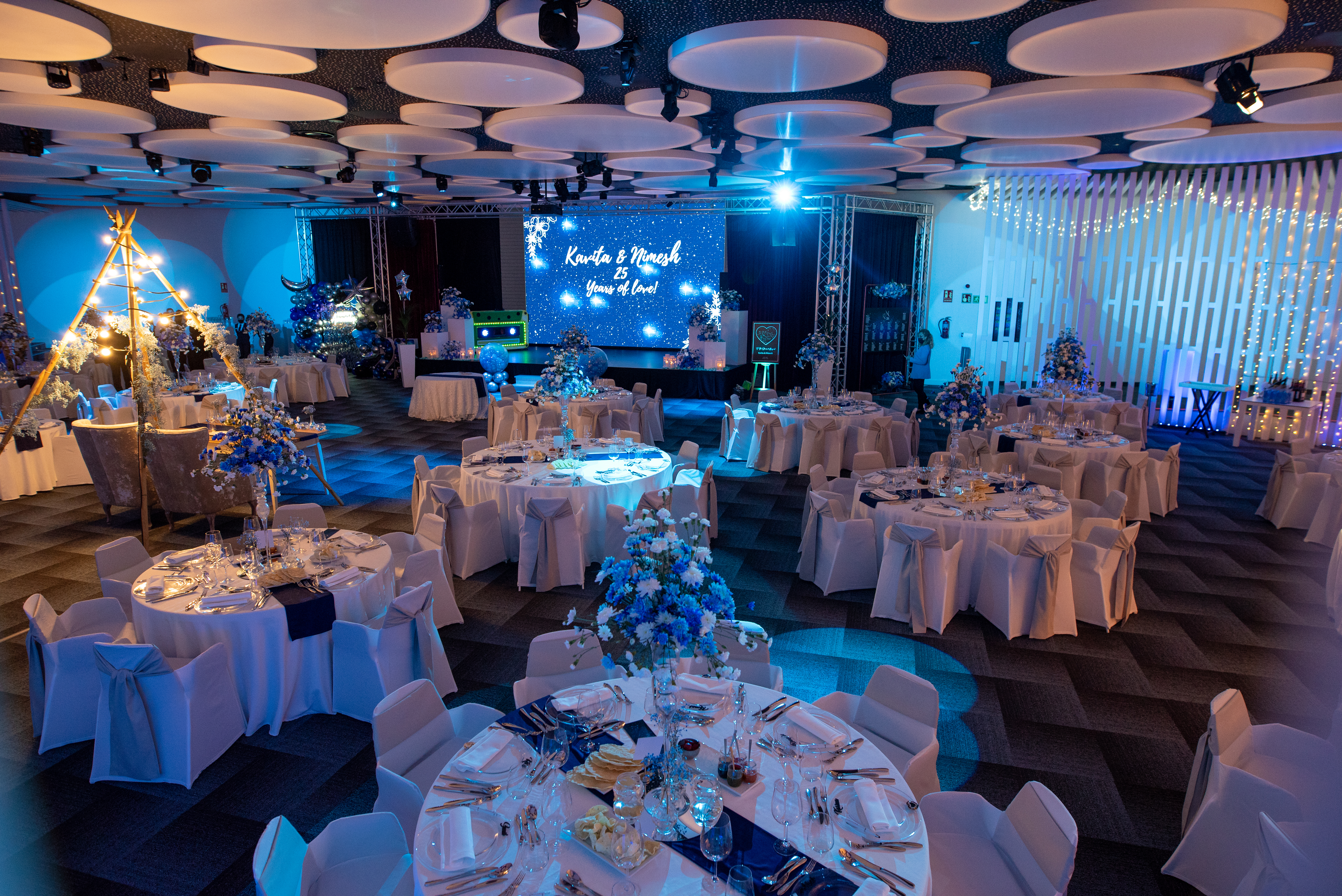 Book your wedding day in GF VICTORIA